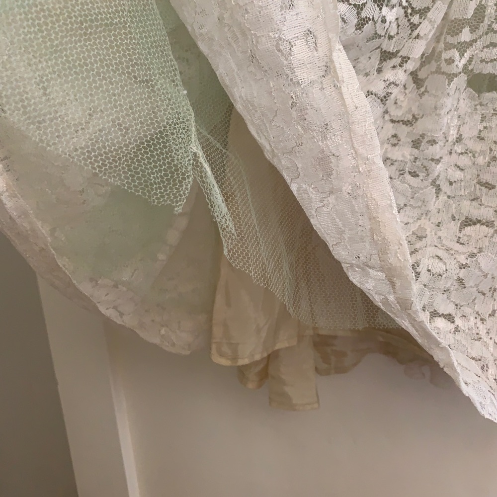 Vintage white lace dress - Picture 5 of 6